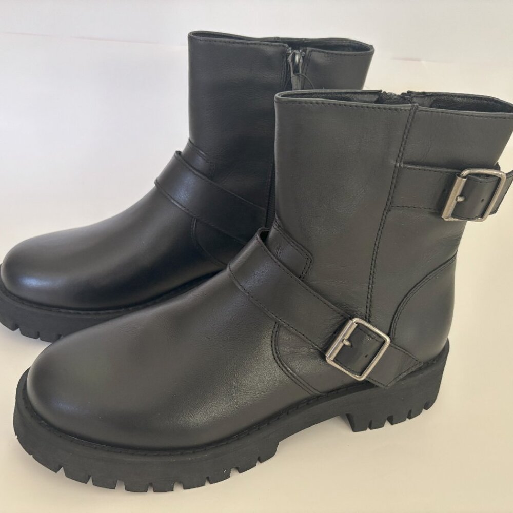 New Steve Madden Womens Black Leather Ankle Boots, Crusader Size 9